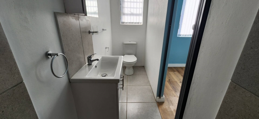 To Let 1 Bedroom Property for Rent in Klipkop Western Cape